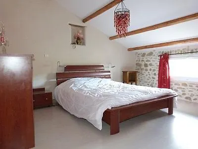 La Grange Apartment *
